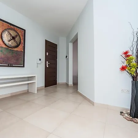 The Waves Apartment